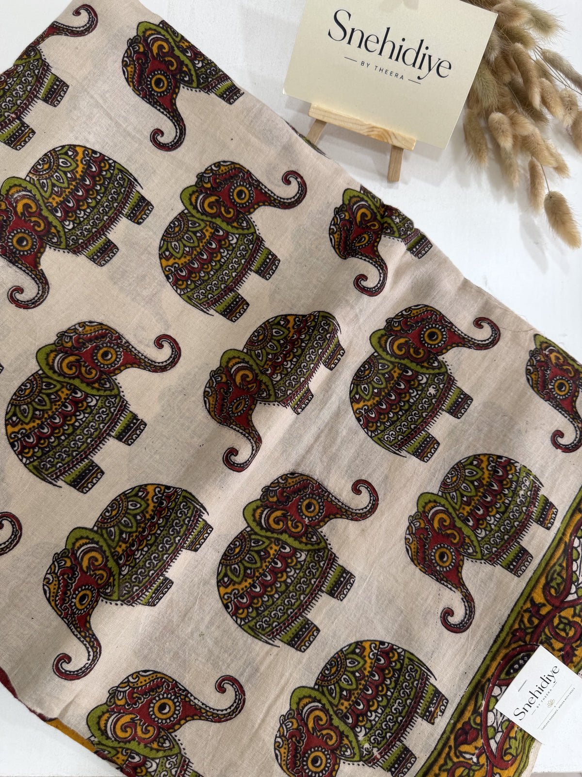 Elephant - Beige