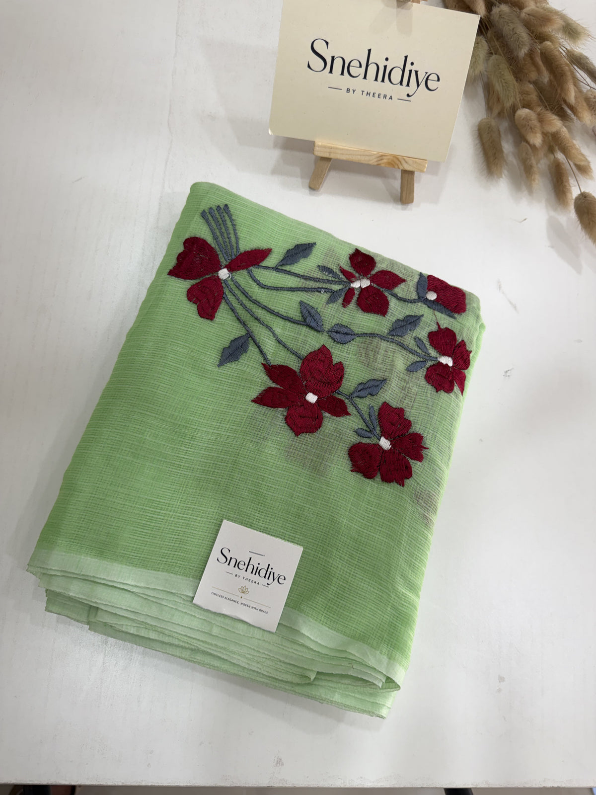 Floral embroidery - Pastel Green