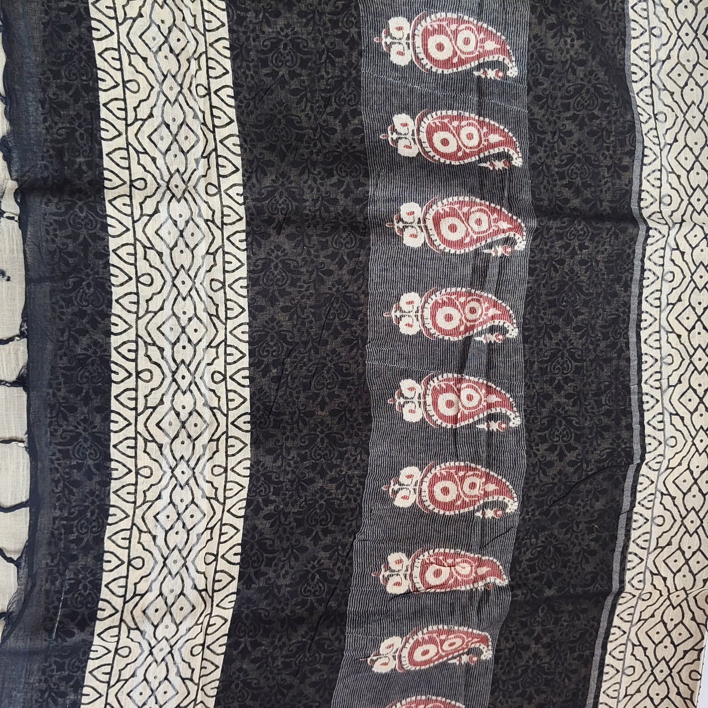 Black & Brown Linen with Thin Border