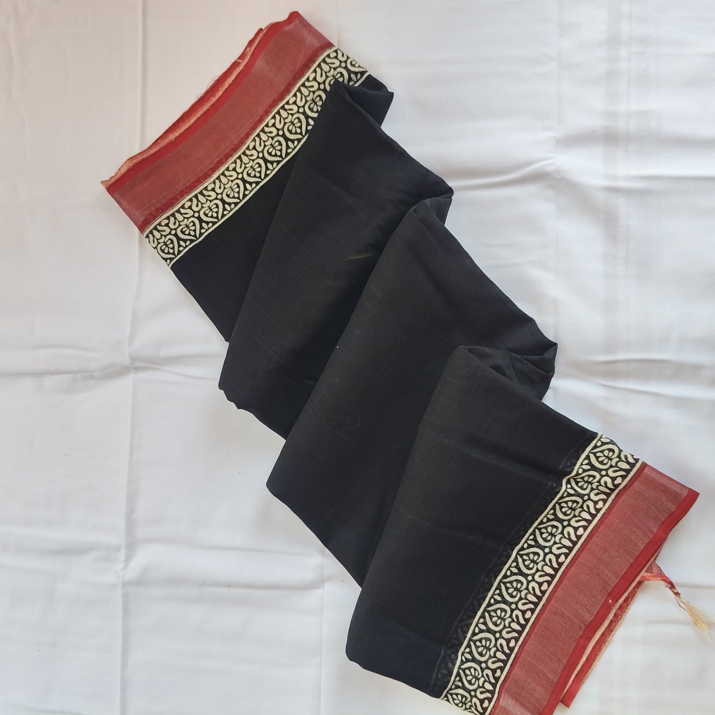 Black & Brown Linen with Thin Border