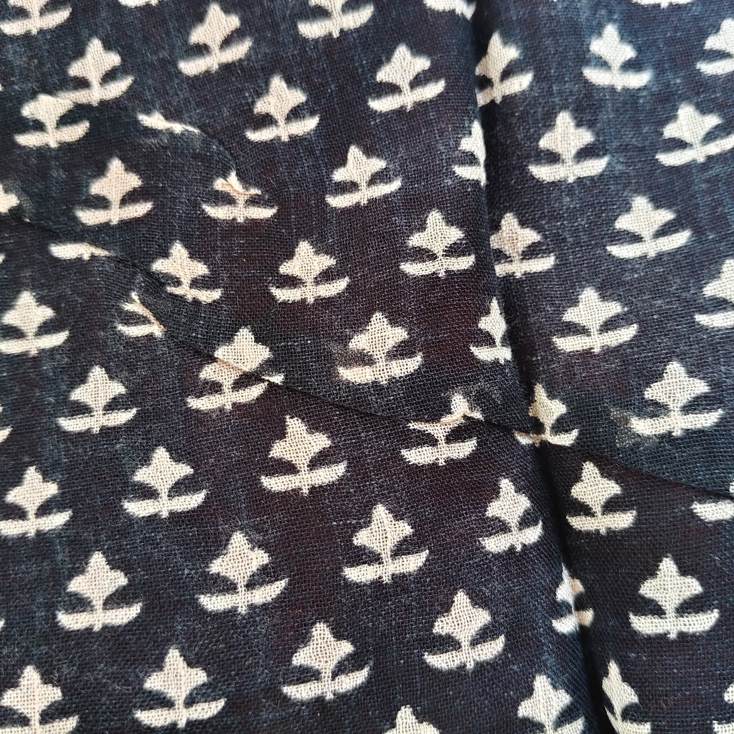 Brown Linen with Thin Border