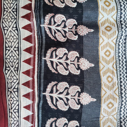 Brown Linen with Thin Border