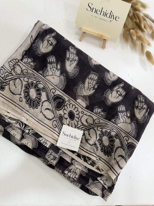 Mudra - Black