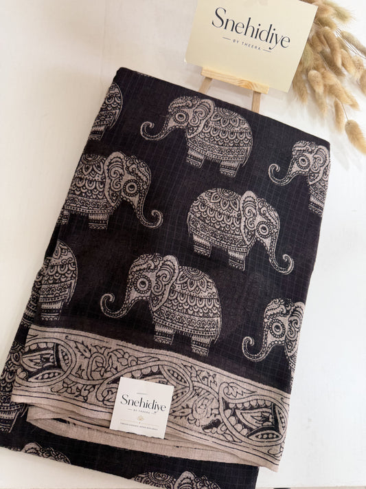 Elephant - Black