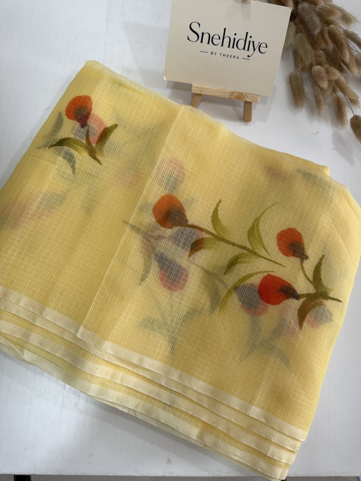 Floral paints - Yellow Red